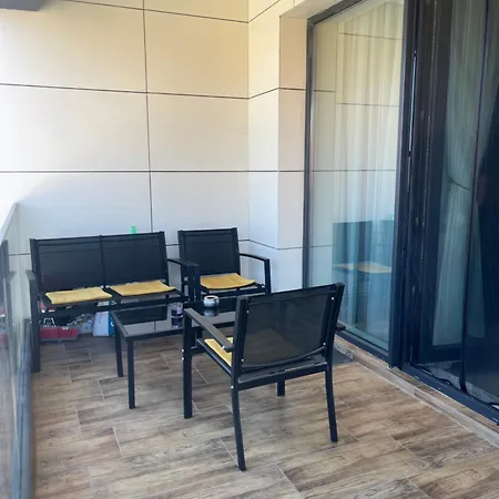 Apartment Aurai *